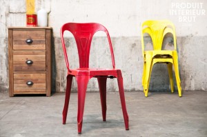 Chaise inspirée du style Tolix – Produit Intérieur Brut