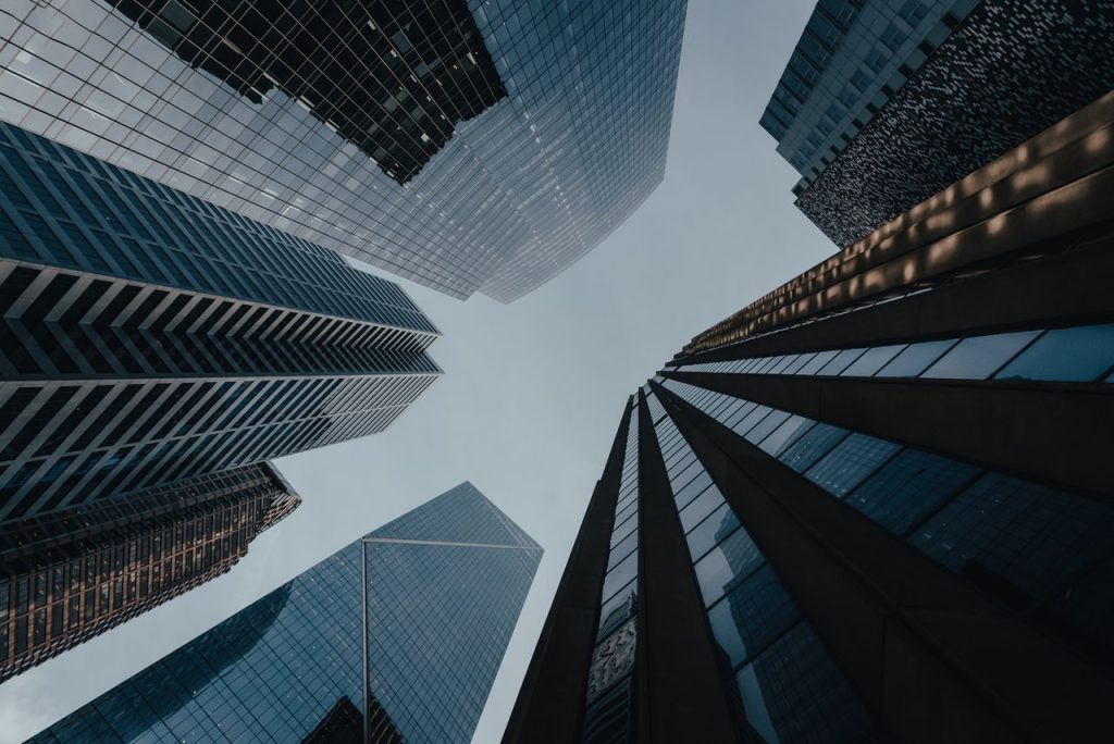 Pour acheter un local commercial, faites appel à Perfia, une agence spécialisée dans l’immobilier d’entreprise