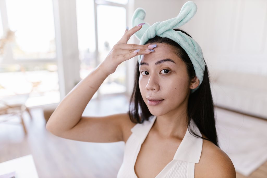 découvrez comment créer la routine beauté parfaite adaptée à votre style unique pour rayonner chaque jour.